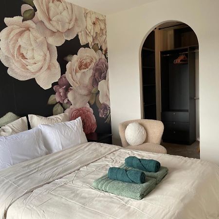 Rose Blossom Apartment In Paris Ванв Екстер'єр фото